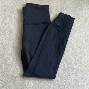 Black lulu lemon leggings